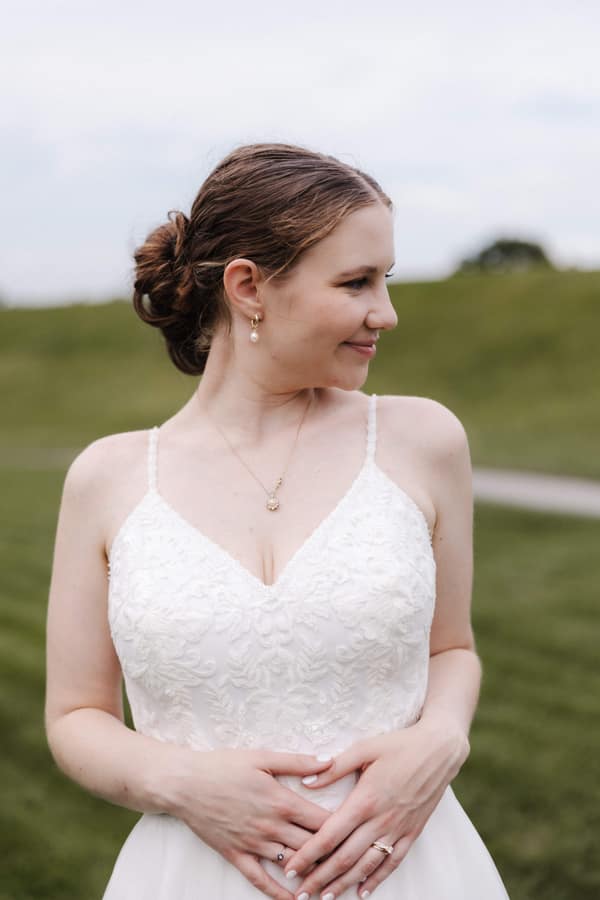 Ruth and Emily wedding photograph 73