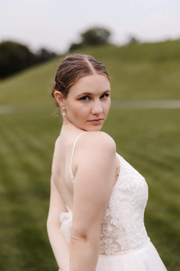 Ruth and Emily wedding photograph 74